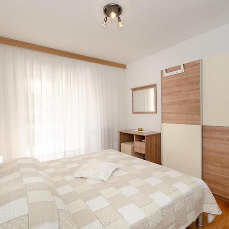 Apartments Bungavilia Rovinj Exterior foto